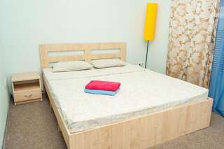 Гостевой дом Mini Hotel near Arena City Киев Двухместный номер с 1 кроватью и общей ванной комнатой-1