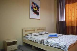 Гостевой дом Mini Hotel near Arena City Киев Двухместный номер с 1 кроватью и собственной ванной комнатой-2